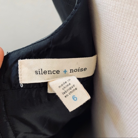 SILENCE + NOISE urban outfitters black faux leather mini dress womens 6 - Picture 8 of 8